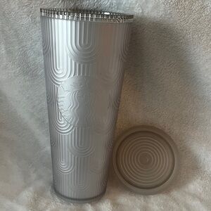 Starbucks Spring 2023 Pearl White Mermaid Scales Cold Cup Tumbler Tumbler & Lid